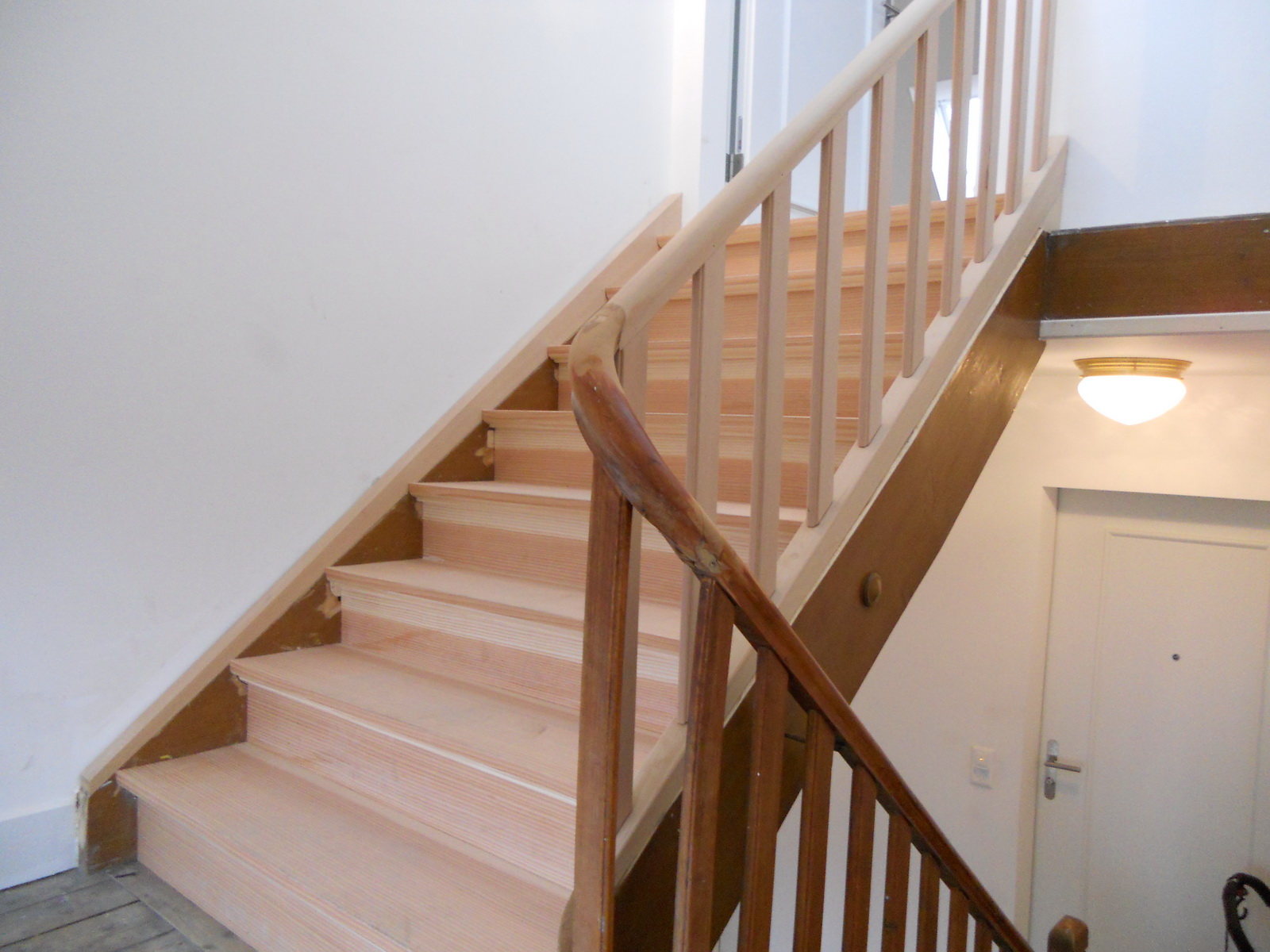 Sanierung und Neuerstellung Treppe